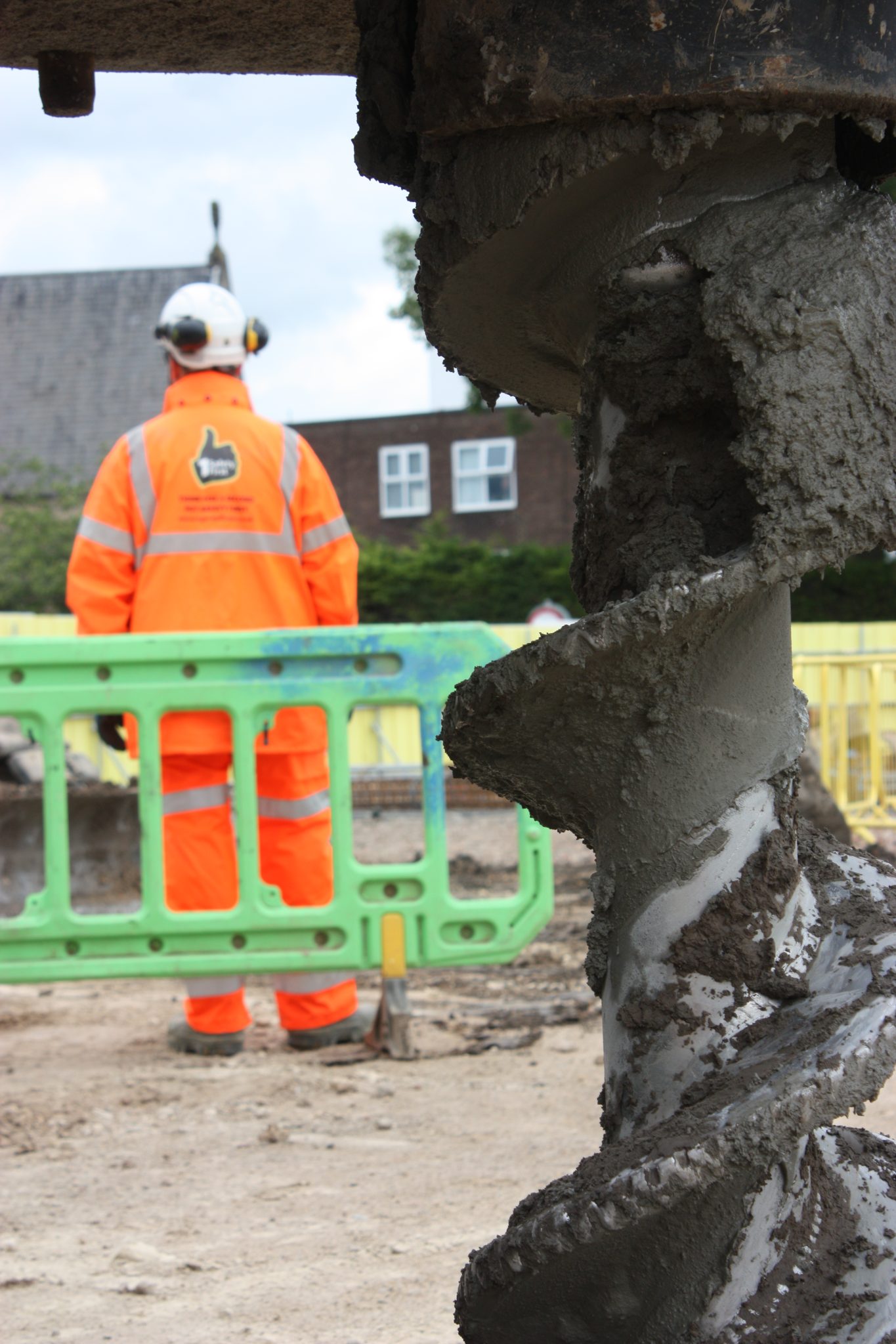 Choosing the Right Piling Solution CFA Piles vs. SFA Piles Roger